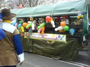Planwagen 1 Karneval
